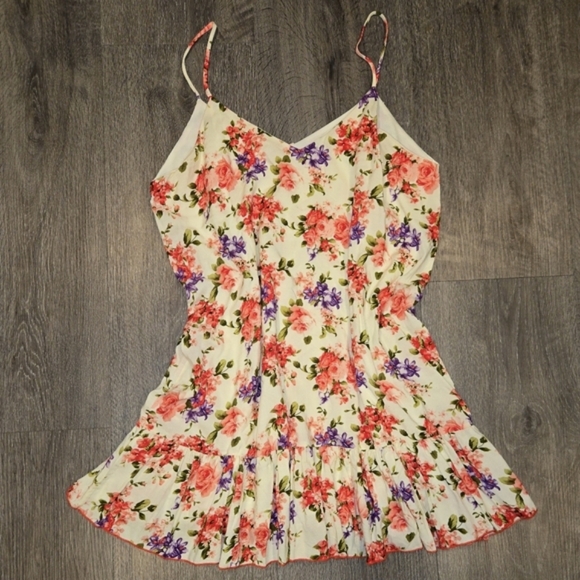 Fashion Q Floral Spaghetti Strap Dress, Q USA Floral Dress - Picture 1 of 9